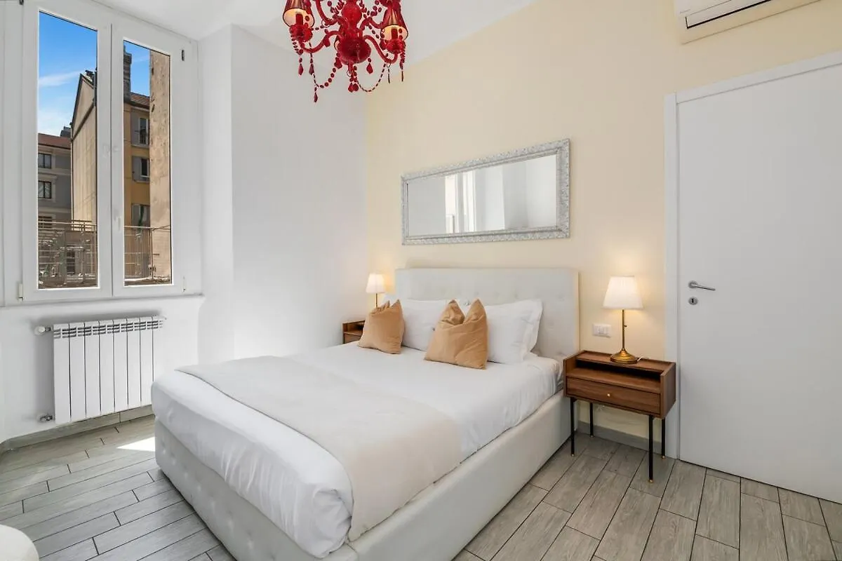 Vista Corso Buenos Aires 2 Bedroom Penthouse By Keyhost 米兰 0*,  意大利